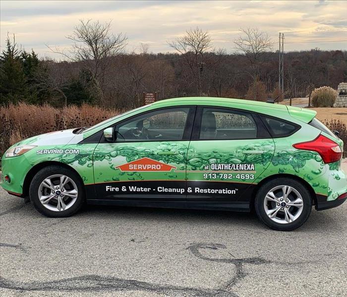 side photo of SERVPRO SMR vehicle